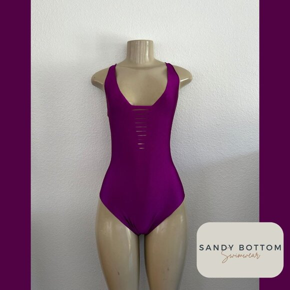 Sandy Bottom | One-Piece Swimsuit - Picture 1 of 2